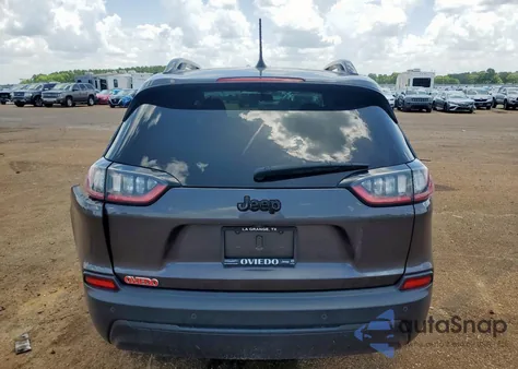 2019 Jeep Cherokee Latitude Plus z USA, uszkodzony, nr VIN 1C4PJLLB4KD423055
